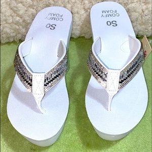 💎💖Beautiful Rhinestone Platform Comfy Foam Flip Flop Sandals